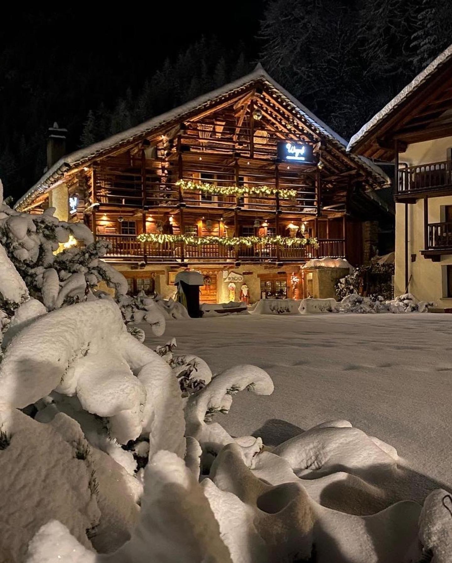Wongade Hotell Gressoney-la-Trinité Eksteriør bilde